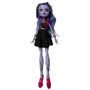 Monster High I Love Heart Fashion Djinni Whisp Grant Doll